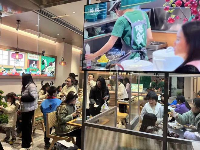 水品牌在三四线城市救活了一批过气奶茶店麻将胡了模拟器试玩承接转型奶茶店这个糖(图13)