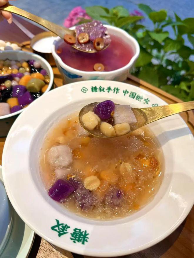 水品牌在三四线城市救活了一批过气奶茶店麻将胡了模拟器试玩承接转型奶茶店这个糖(图11)
